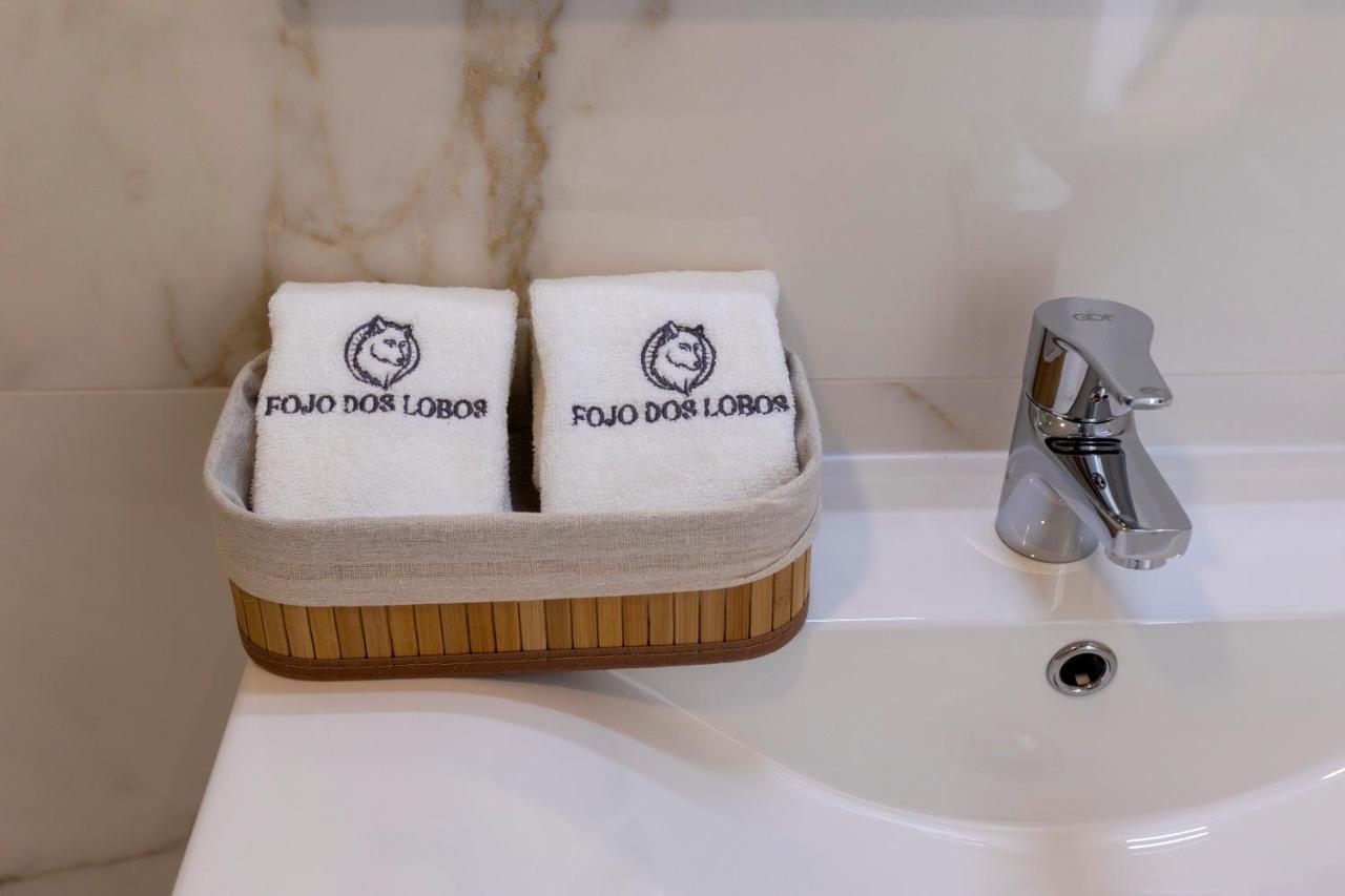 Guest House Fojo Dos Lobos Fafião Dış mekan fotoğraf